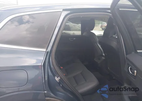 2019 Volvo Xc60 T6 Momentum из США, поврежденный, VIN YV4A22RK7K1369401